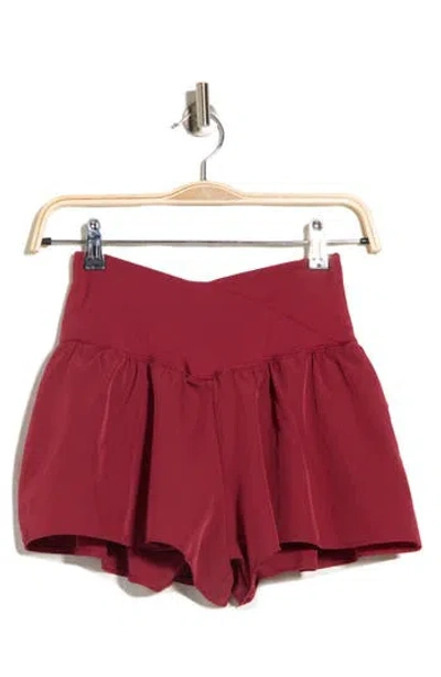 90 Degree By Reflex Lightstreme Crossfire Shorts In Red