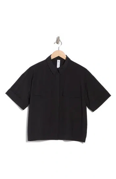90 Degree By Reflex Lightstreme Metro Mode Short Sleeve Button-up Shirt In Black