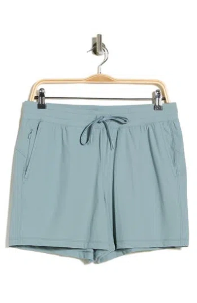 90 Degree By Reflex Swiftcore Stratus 5-inch Shorts In Blue