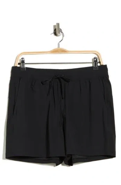 90 Degree By Reflex Swiftcore Stratus 5-inch Shorts In Black