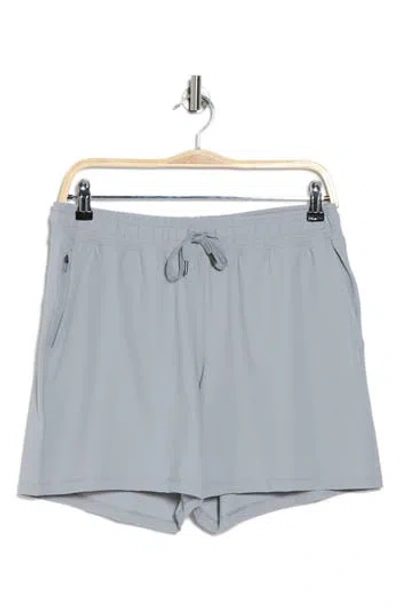 90 Degree By Reflex Warp Five-inch Active Shorts