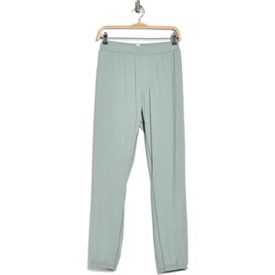 90 Degree By Reflex Warp X Jetsetter Travel Pants In Green
