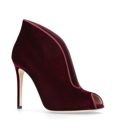 Gianvito Rossi Vamp 105 Velvet And Leather Heeled Ankle Boots In Wine