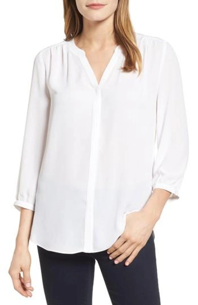 Nydj V-neck Pleated Blouse In Optic White