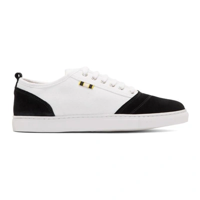 Aprix White & Black Apr-001 Sneakers In White / Black