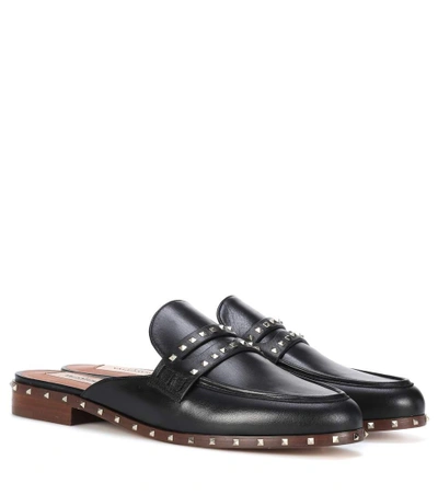 Valentino Garavani Soul Rockstud Leather Slippers In Eero