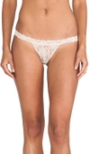 Hanky Panky Signature Lace G-string In Chai