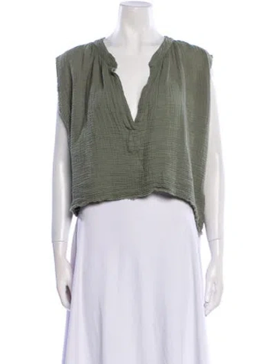 Pre-owned 9seed V-neck Sleeveless Crop Top In Green