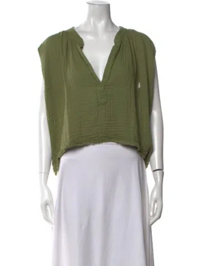 Pre-owned 9seed V-neck Sleeveless Top In Green