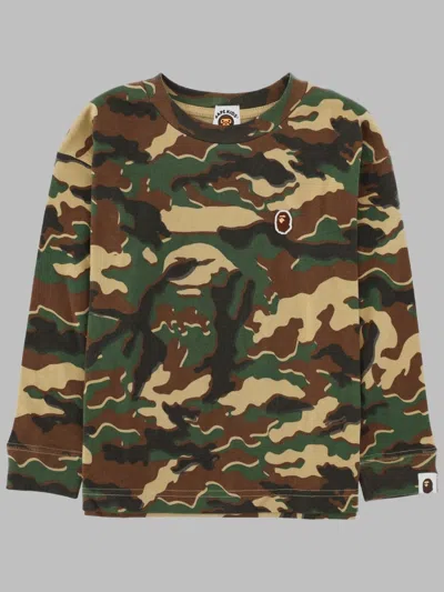 A Bathing Ape Camo One-point Graphic Sweatshirt For Kids (unisex) In Green