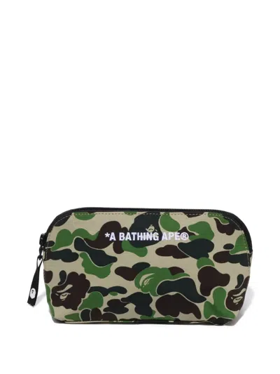 A Bathing Ape Camo Wash Bag In Green