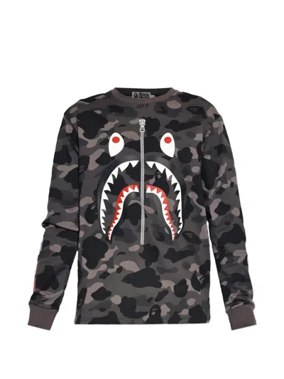A Bathing Ape Camouflage-print Shark-detail T-shirt In Black