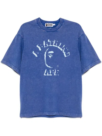A Bathing Ape T-shirt Mit Graffiti-print In Blau