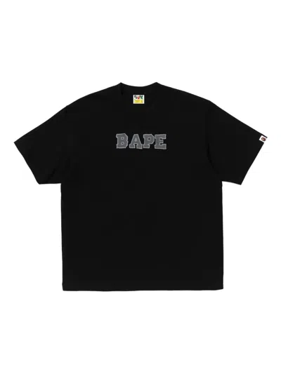 A Bathing Ape Logo T-shirt In Black