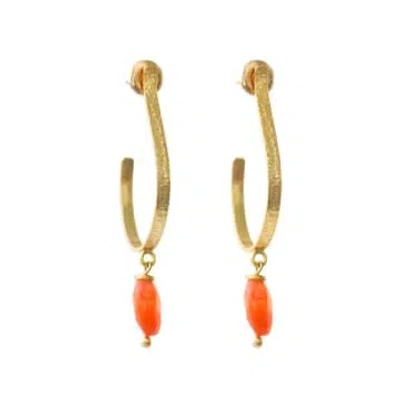 A Beautiful Story Earrings Attracted In Gold