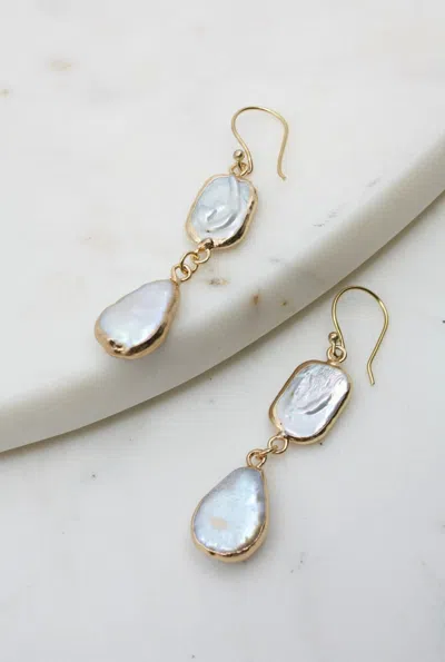A Blonde And Her Bag Rome Earring In Pearl In Silver