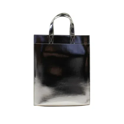 A Metllic Lether Tote Bg - Silver In Blck
