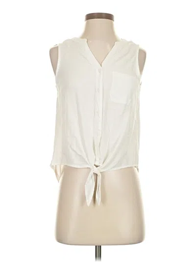 Pre-owned A New Day Sleeveless Button Down Shirt In Ivory