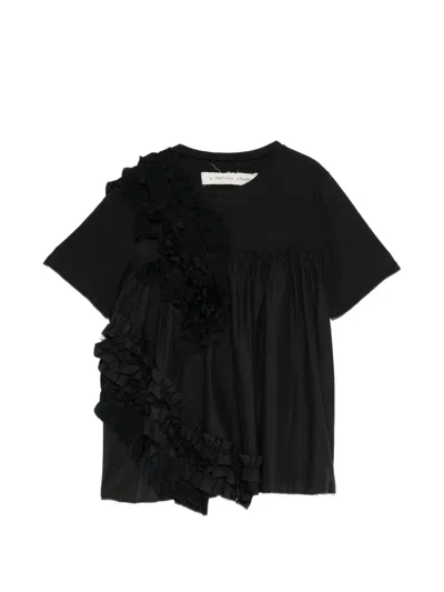 A Tentative Atelier Adrienne T-shirt In Black
