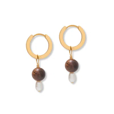 A Weathered Penny Women's Gold / Brown / Neutrals Gold Small Pearl & Wooden Hoops