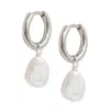 A WEATHERED PENNY WOMEN'S PEARL HOOPS - SILVER