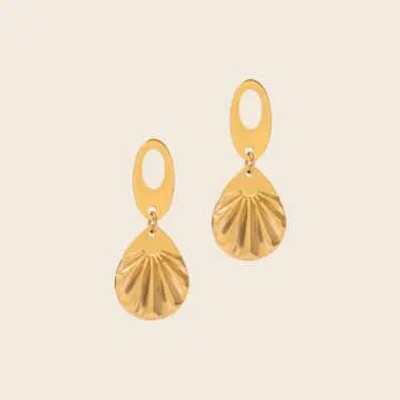 A Weathered Penny Wren Earrings | Gold