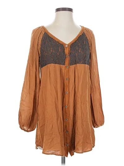 Pre-owned Aakaa 3/4 Sleeve Blouse In Brown