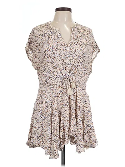 Pre-owned Aakaa Casual Dress In Tan