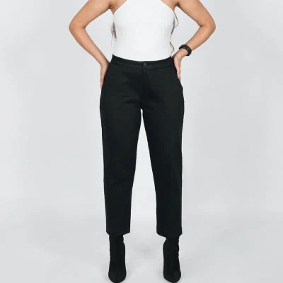 Aam The Label The Crop Pant In Black