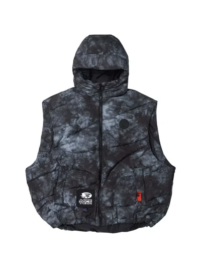 Aape By A Bathing Ape Moonface-patch Tie-dye Padded Gilet In Black