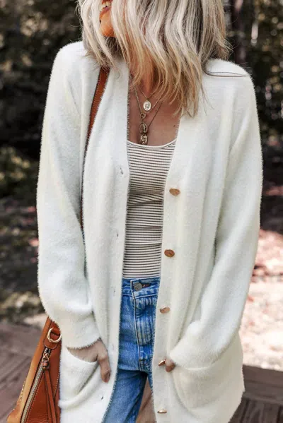 Aapparella Soft Knitted Buttoned Open Front Cardigan In White