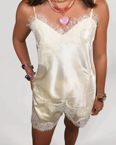 Aaron & Amber Dani Lace Set In Butter Yellow
