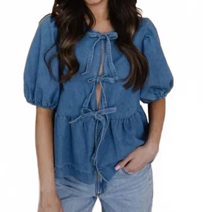 Aaron & Amber Denim Bow Tie Shirt In Medium Wash In Blue