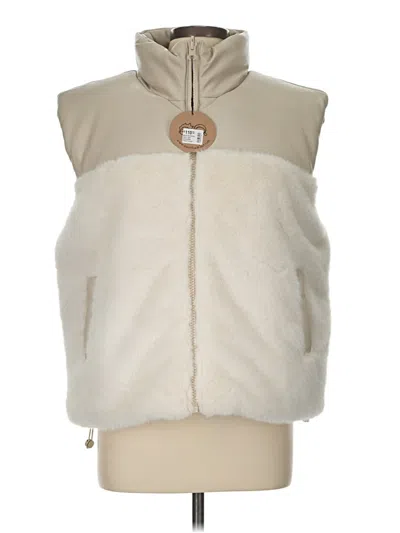 Aaron & Amber Faux Fur Vest In Ivory
