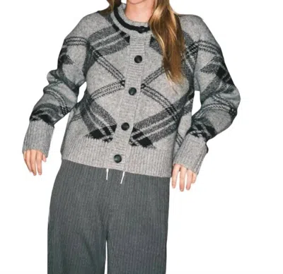Aaron & Amber Warm Plaid Pullover Cardigan In Gray/black