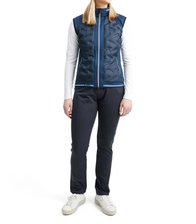Abacus Sportswear Us Women Grove Hybrid Vest In Peacock Blue In Multi
