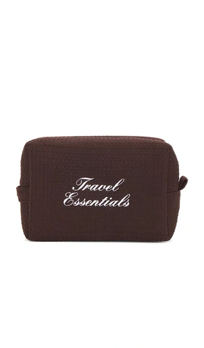Abbode Travel Essentials Waffle Pouch In Brown
