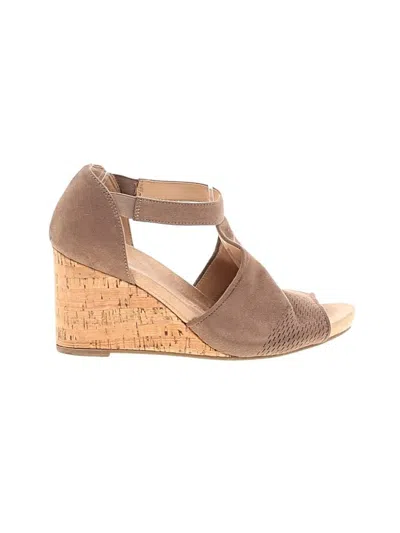 Pre-owned Abella Wedges In Tan