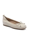 Abeo Cadence Bow Ballet Flat In Off White Leather - Regular