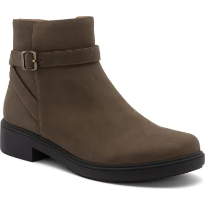 Abeo Compass Buckle In Olive Nubuck - Metatarsal