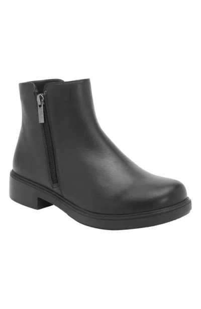 Abeo Compass Zip In Black Leather - Metatarsal