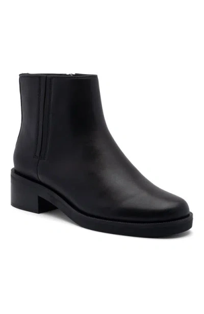 Abeo Traverse Ankle Bootie In Black - Metatarsal