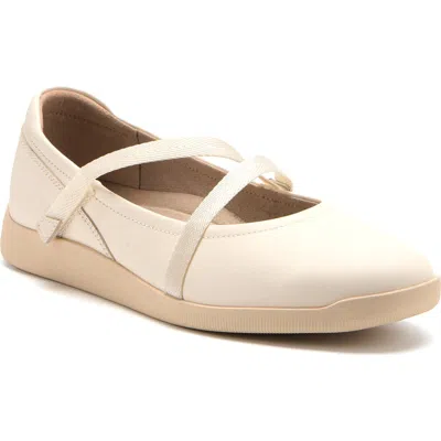 Abeo Vela Mary Janeflat In Neutral