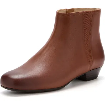 Abeo Via Boot In Brown