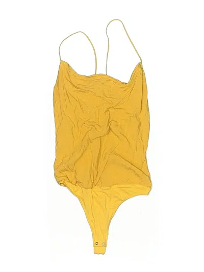 Pre-owned Abercrombie & Fitch Bodysuit In Yellow