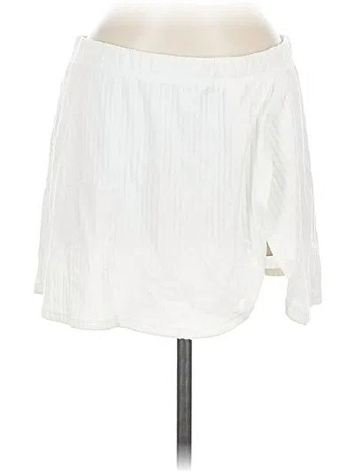 Pre-owned Abercrombie & Fitch Casual Skirt In White