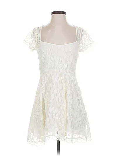 Pre-owned Abercrombie & Fitch Cocktail Dress In White
