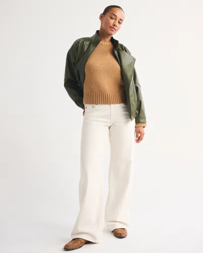 Abercrombie & Fitch Curve Love Low Rise Ultra Loose Jean In White