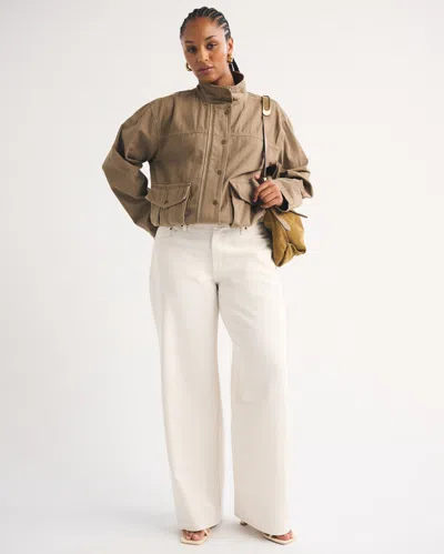 Abercrombie & Fitch Curve Love Low Rise Ultra Loose Jean In White