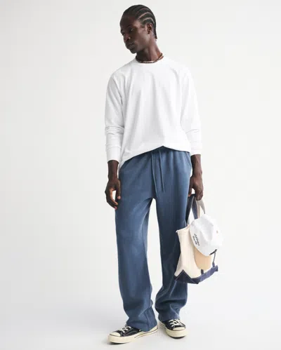 Abercrombie & Fitch Essential Baggy Open-hem Sweatpant In White